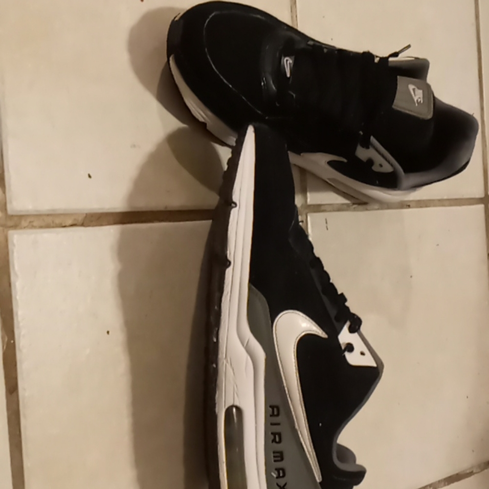 Mens shoes